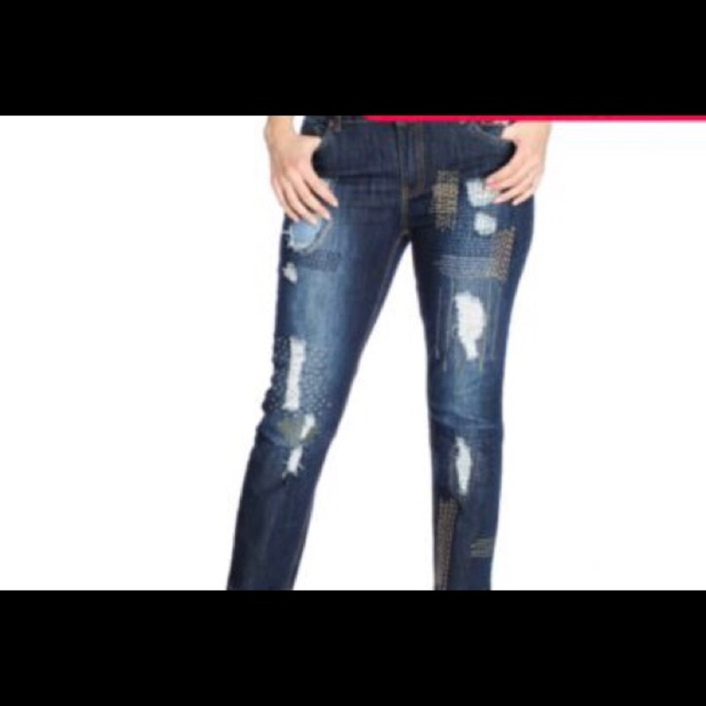 Indigo Thread'Stretch & Distressed Jean (Plus)